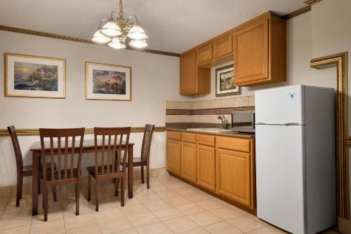 Baymont by Wyndham Des Moines North image 23